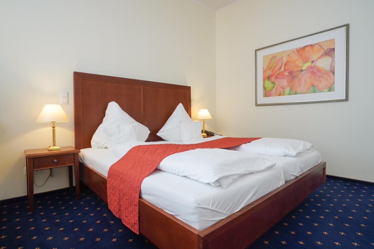 Strandhotel Ostfriesenhof Borkum Exterior photo