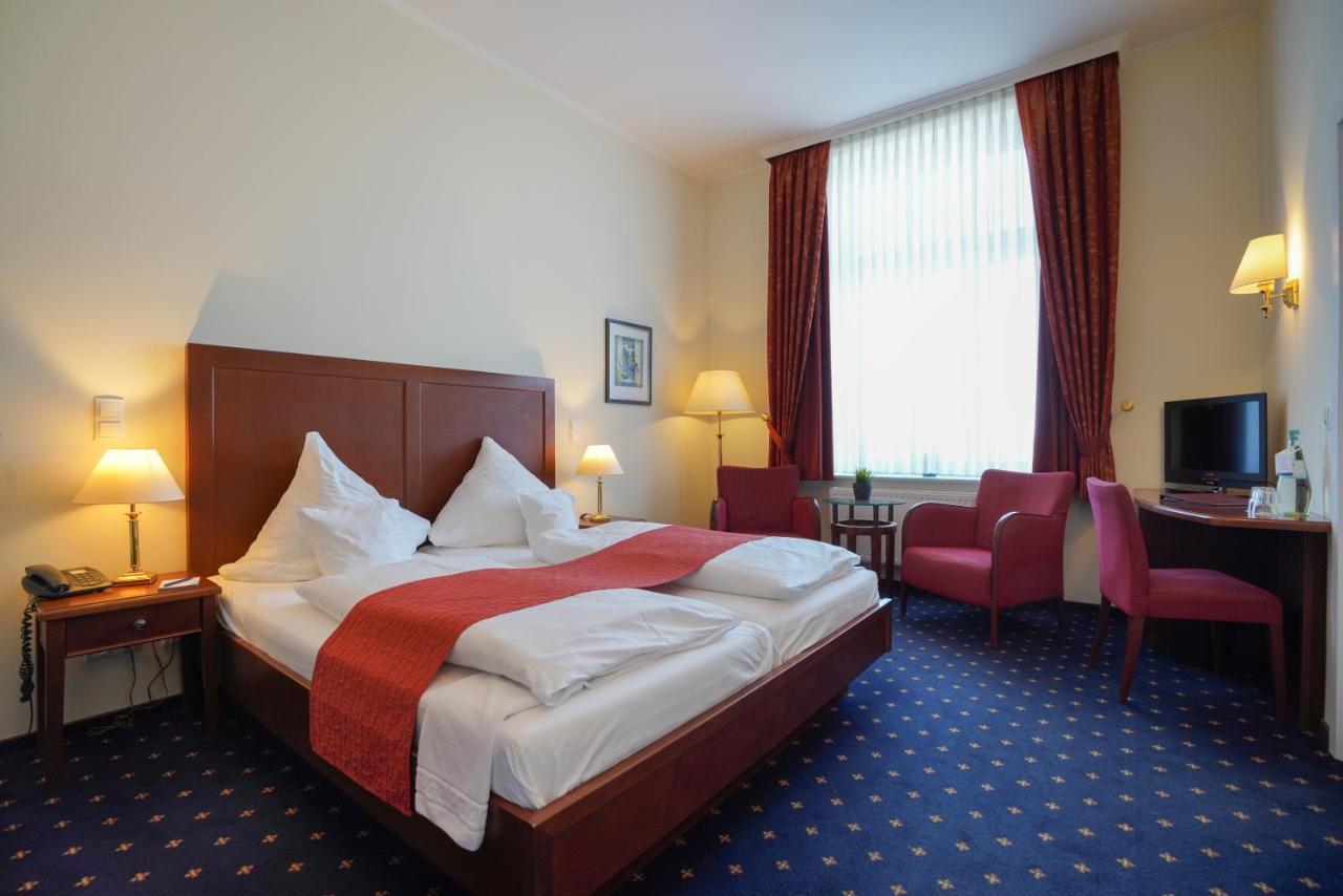 Strandhotel Ostfriesenhof Borkum Exterior photo