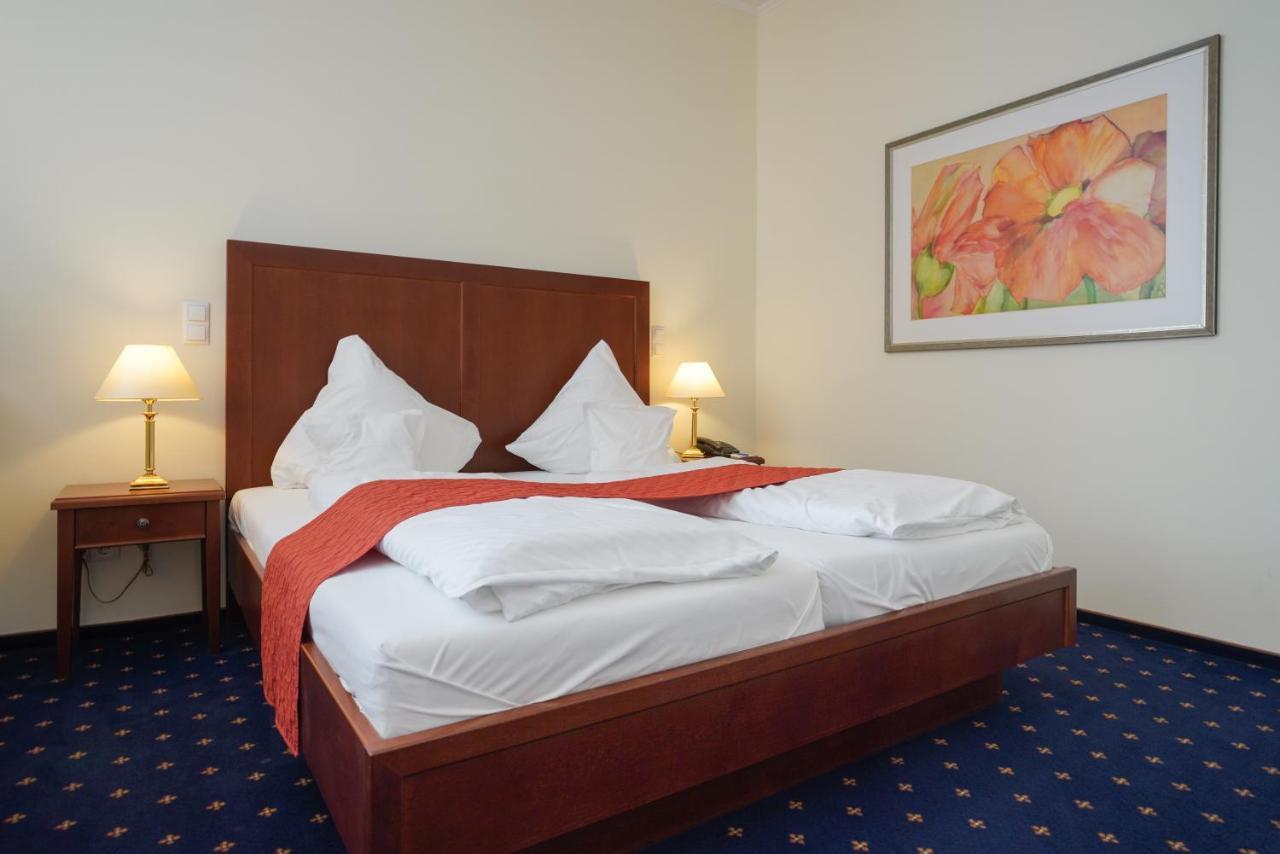 Strandhotel Ostfriesenhof Borkum Exterior photo